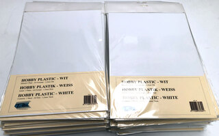 Ca. 116x Wit hobby plastic